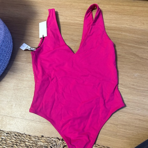 Babaton pink body suit - Picture 1 of 4
